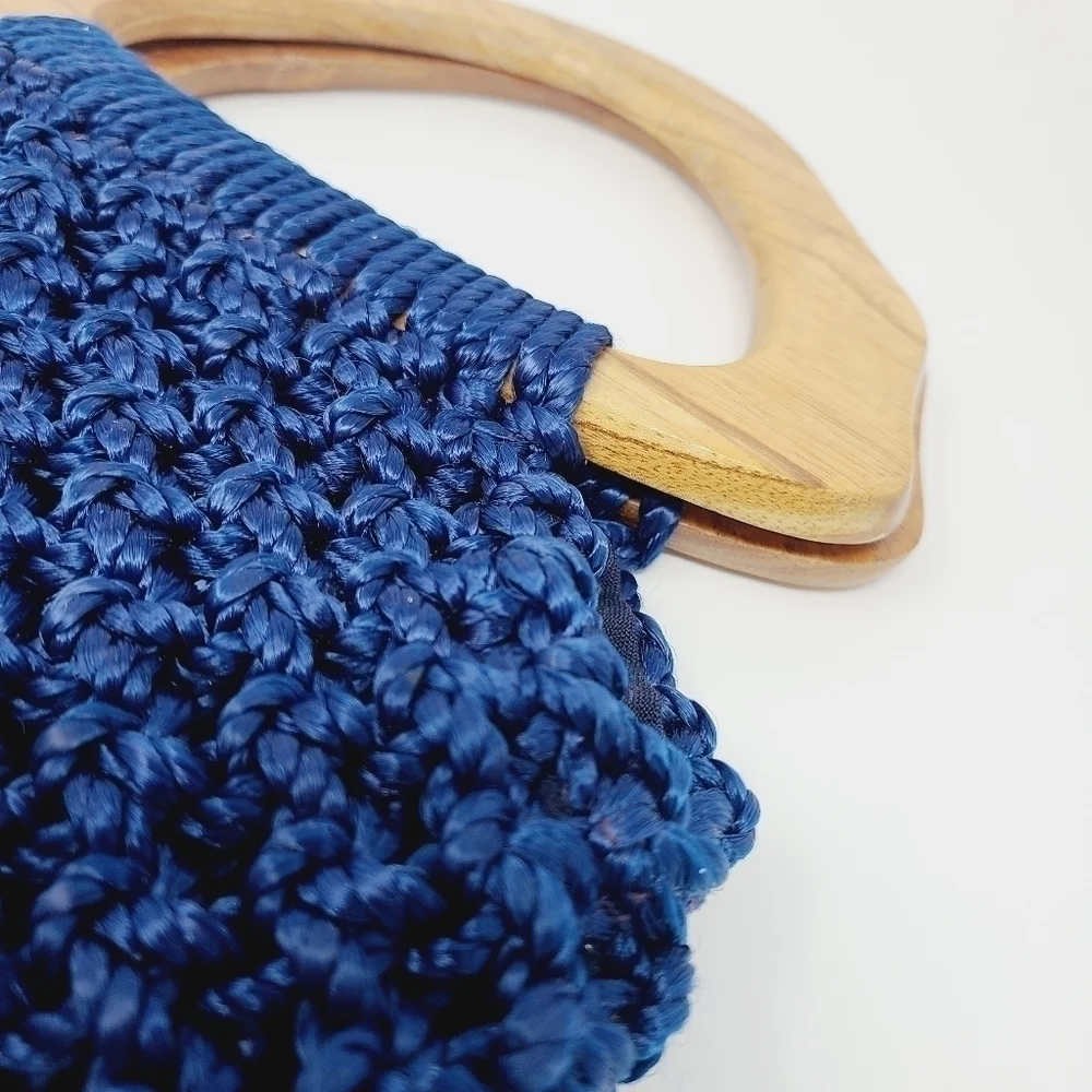 Unbranded | Blue Weaved Bag w/ Wooden Handles (One Size)